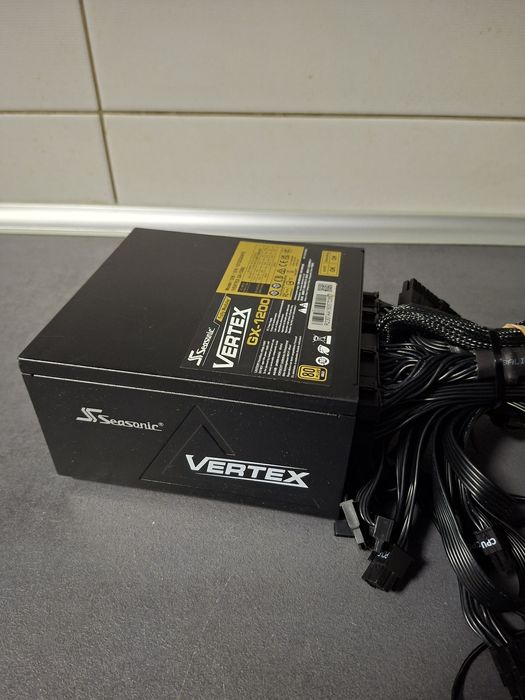 Sursa Seasonic Vertex 1200W 80+Gold