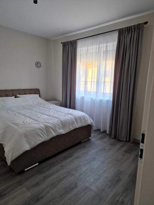 Apartament 2 camere Floare de Colt
