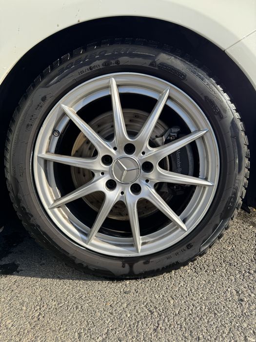 Set 4 roți iarnă OEM Mercedes (5x112 6,5Jx17 ET49; Pirelli 205/50 R17)