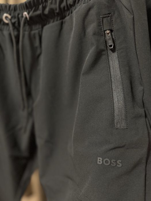 Trening Hugo Boss negru - Mărimea L