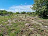 Inchiriez teren -platforma betonata- in strada Milcov -Valcele Remat