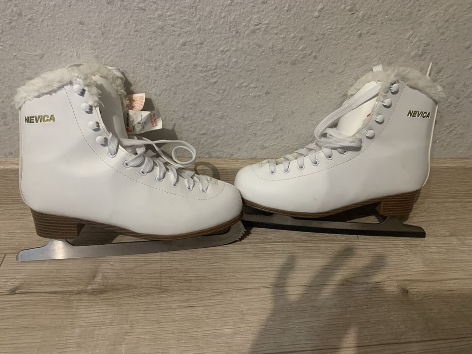 Дамски кънки на лед NEVICA