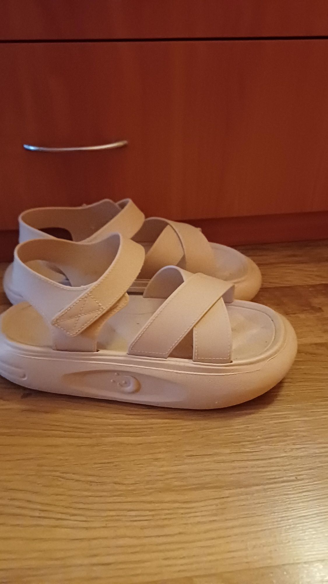 Дамски сандали,мека подметка