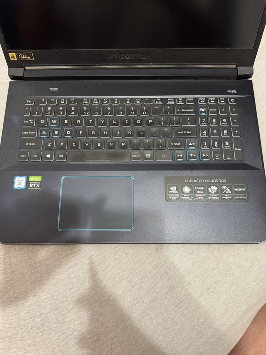 Acer predaror helios 300 17’3 inch