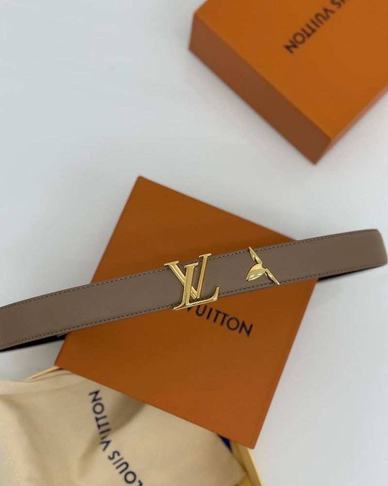 LV дамски колани New Season
