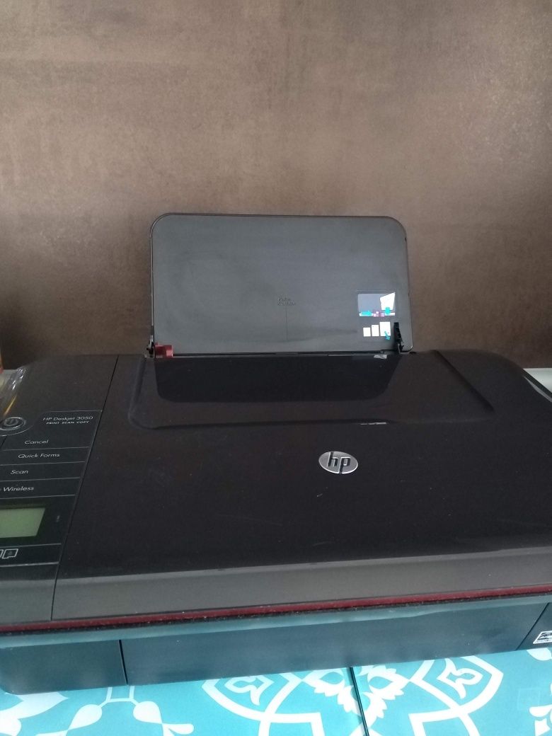 Принтер 3 в 1 HP Deskjet 3050