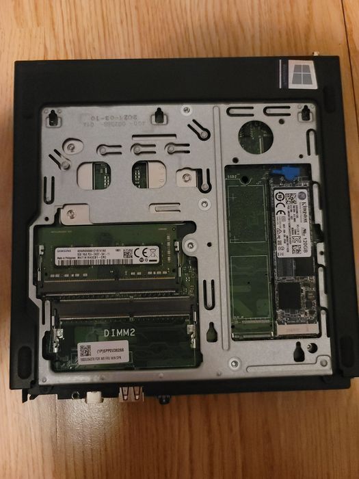 Lenovo ThinkCentre M70q i3-10100T 8GB Ram 320GB hdd