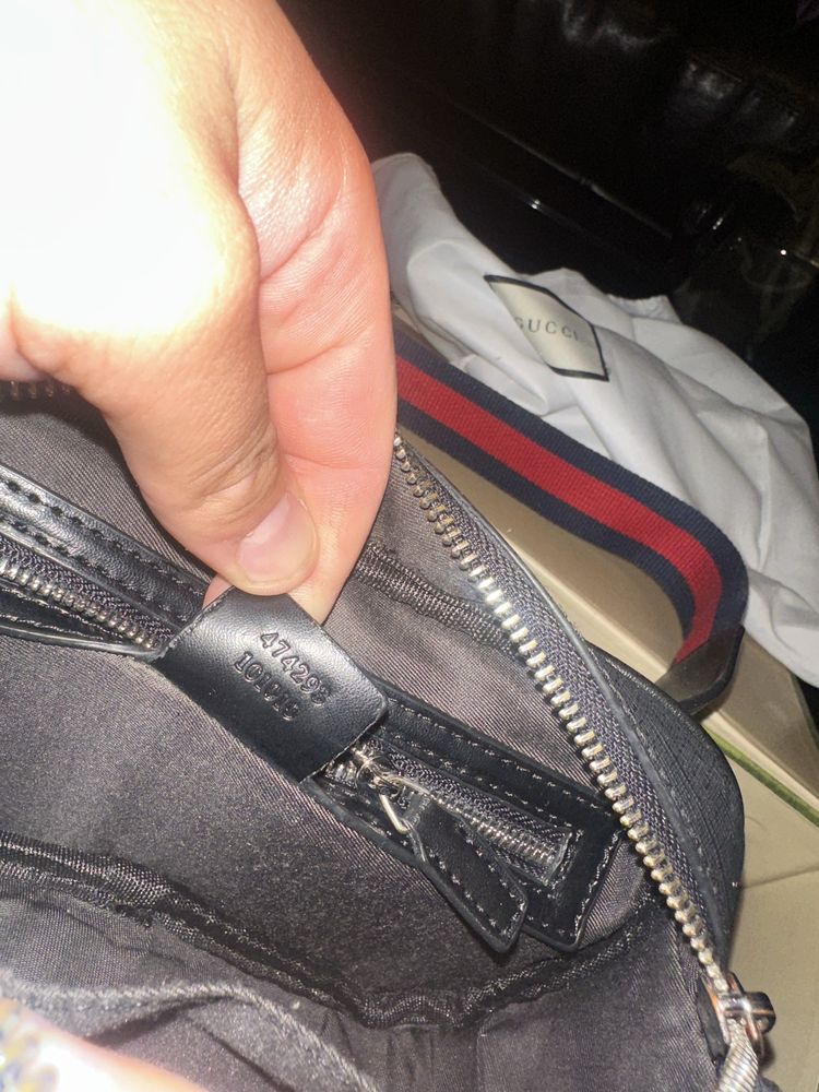 мъжка Gucci чанта