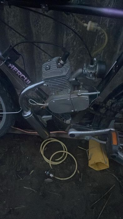 Bicicleta cu motor Hercules