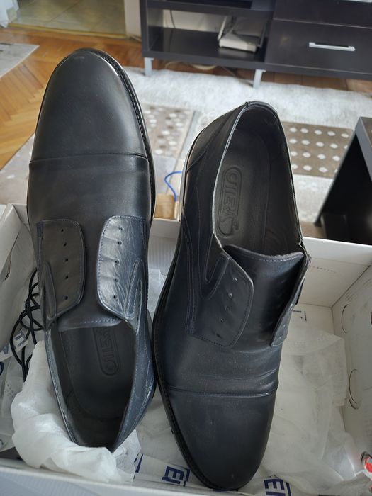 Pantofi piele naturală originali, 75 lei = 1 pereche