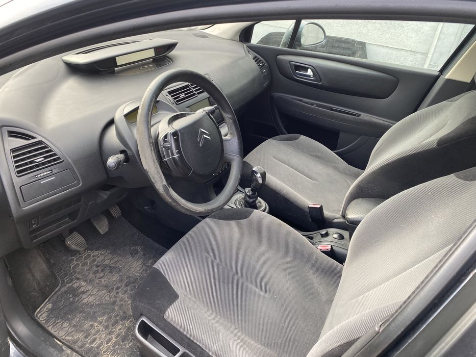 Dezmembrez Citroen c4 1.6 benzina NFU 2004-2009