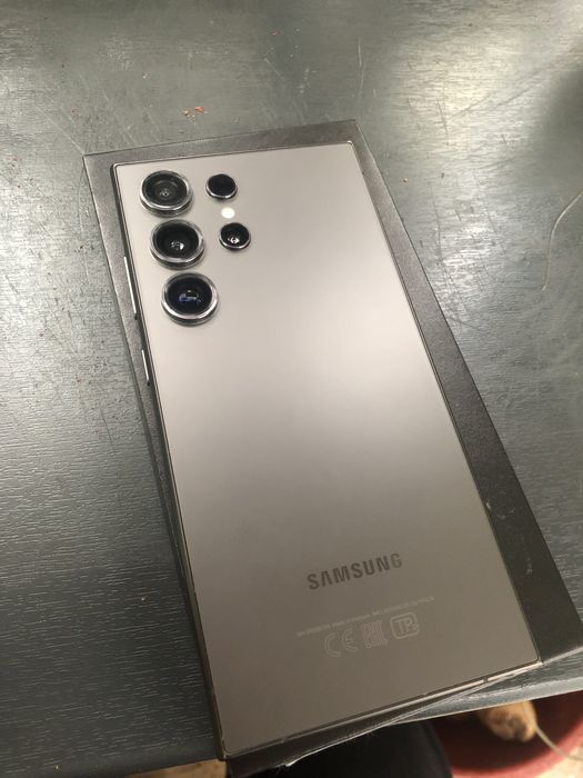 Samsung S24 Ultra 12/512GB Black чёрный