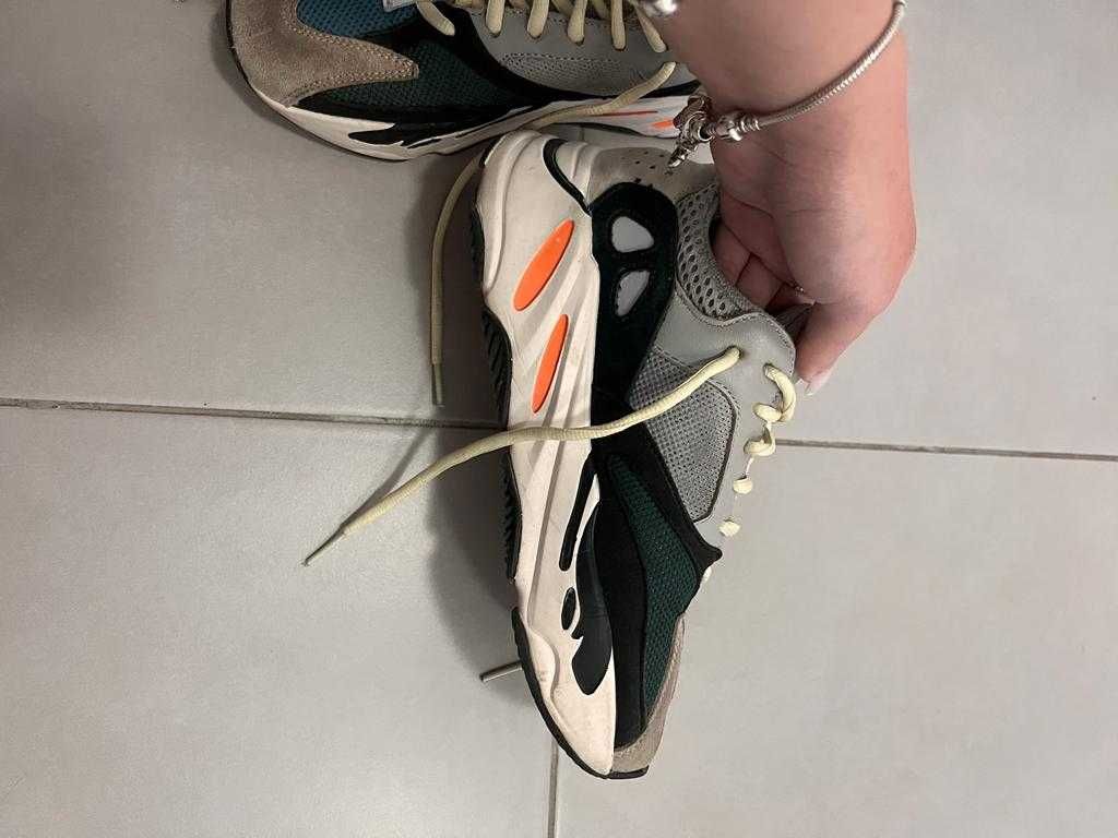 Adidas Yeezy 700 Wave Runner