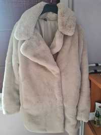 Зимно пухкаво палто HM size S