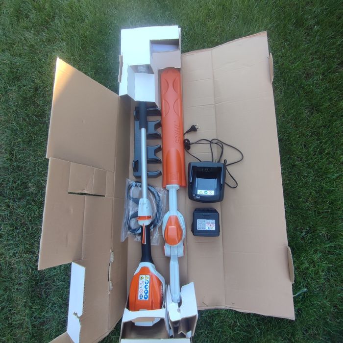 Foarfeca Stihl HLA 56 tuns tăiat gard viu acumulator  trimer