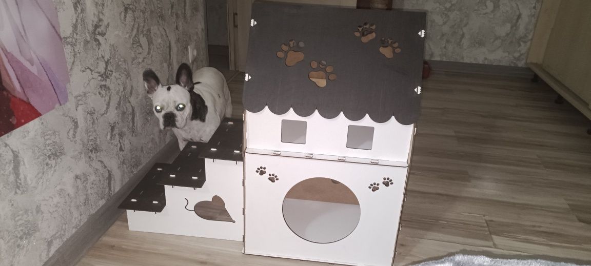 Продаю домик для кошки