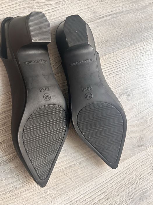 Pantofi dama noi fara eticheta!