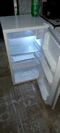 Холодилник янги холатда ARTEL HD117 RN OQ