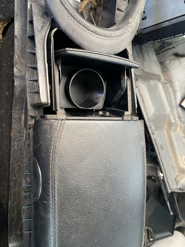 Cupholder mercedes w211 w219