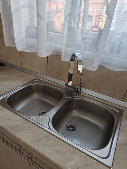 Mobilă de bucătărie complet utilată