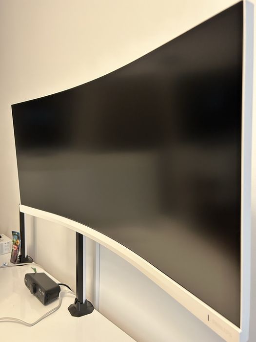 Monitor Gaming Philips Evnia 34" 180Hz 3440x1440p