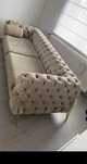 Canapea chesterfield