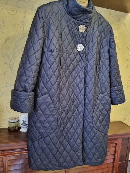 Женская куртка в отличном состоянии