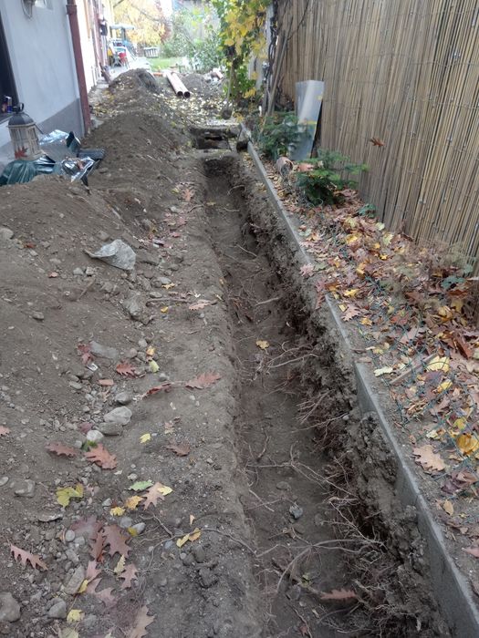 Canalizări săpături carat pâmant