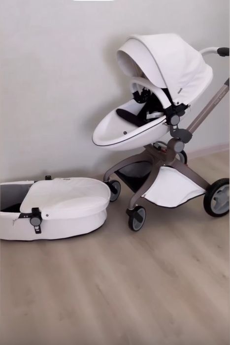 Продам коляску 2в1 Hot mom