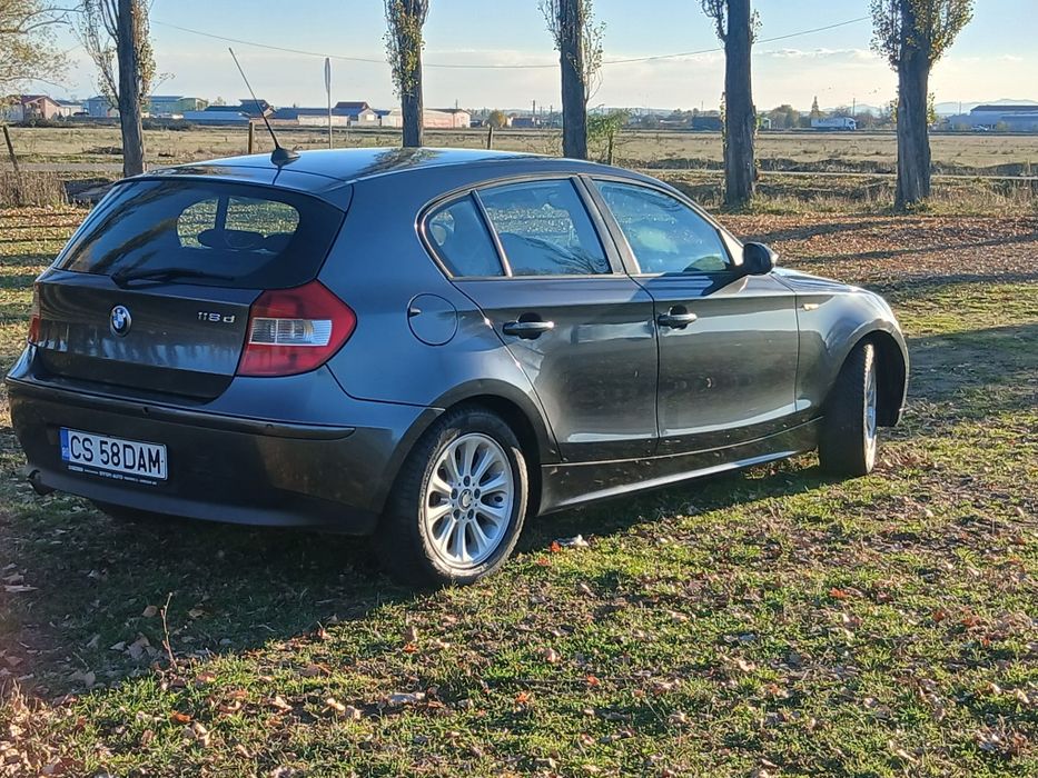 Vând sau schimb bmw seria 1