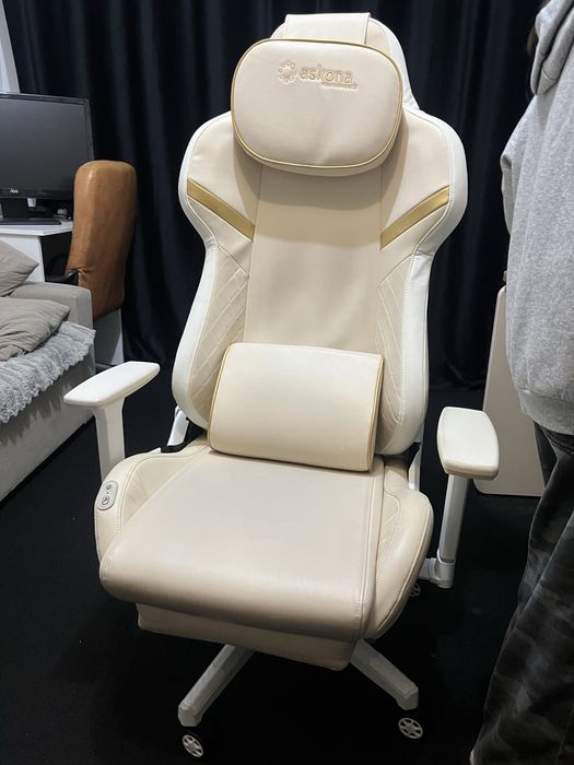 Продам кресло массажное Askona