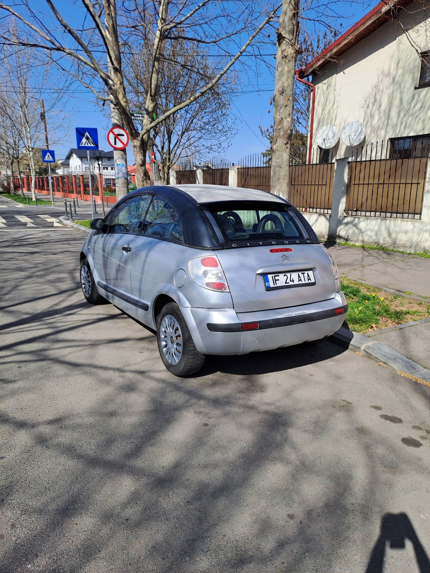 Vând Citroen c3 2005 1.4 diesel cabrio pluriel