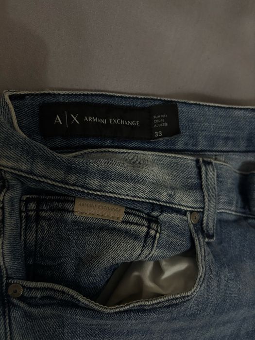 Продам оригинальные джинсы армани