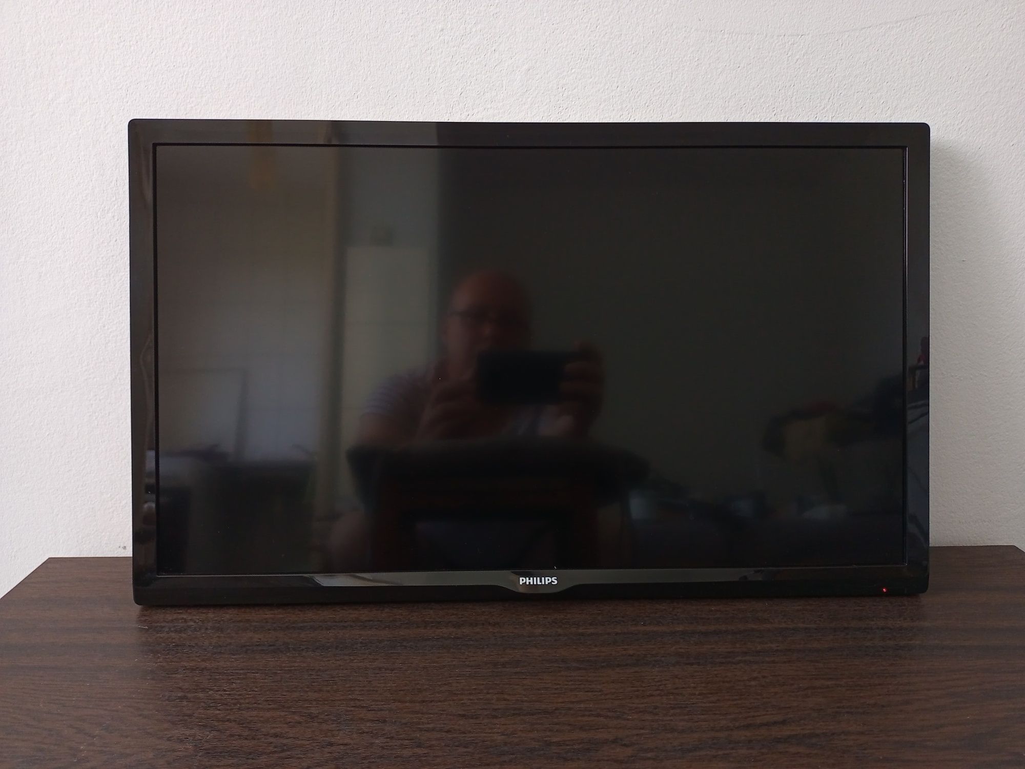 Tv led Philips 24phh4000/88, 24 inch (61 cm), fara telecomanda