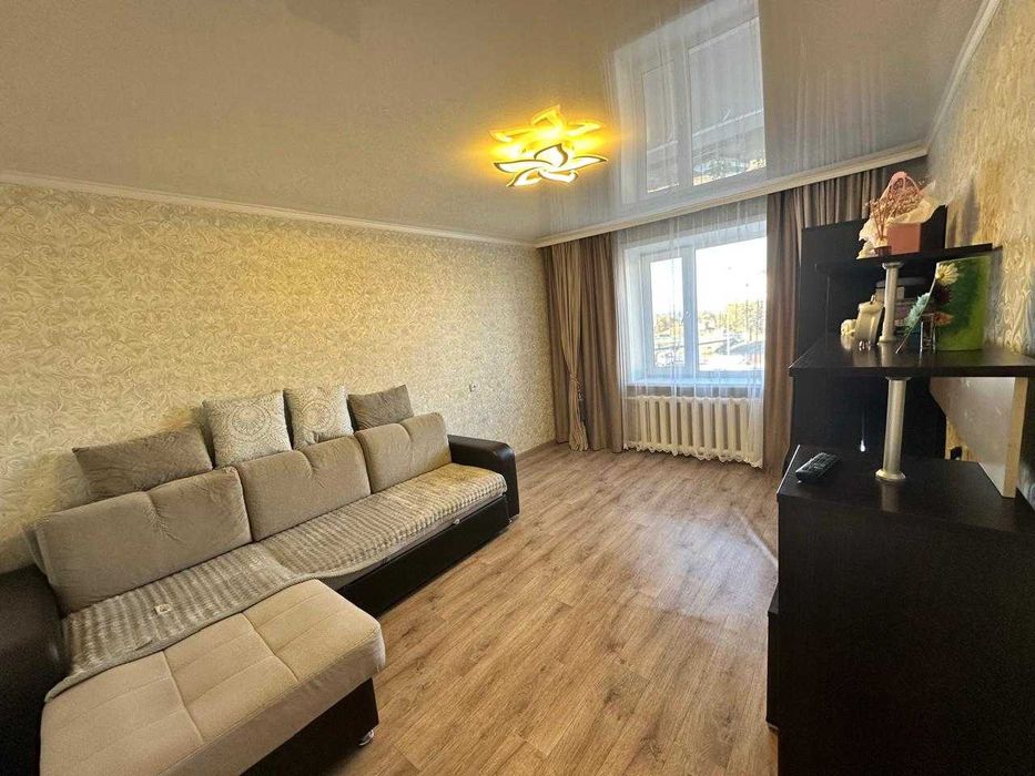 Продается уютная 2 комнатная квартира в районе рынка и набережной