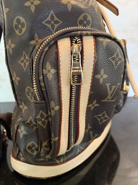 LV раница 69лв без забележки