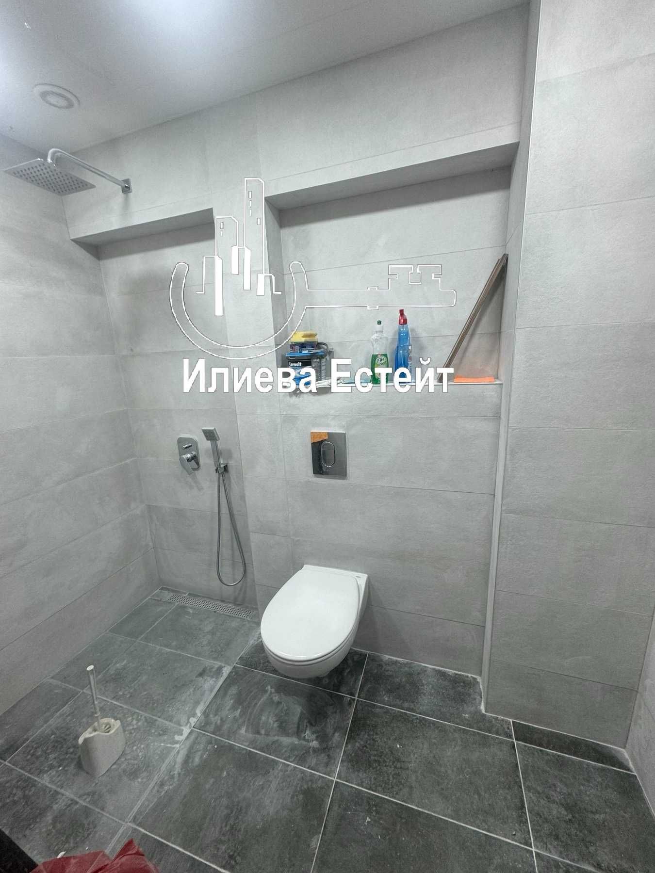 Продава АПАРТАМЕНТ 3-СТАЕН И КУХНЯ тухлен  в  гр.Димитровград