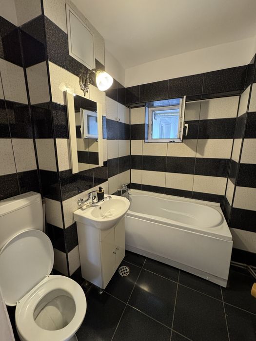 Inchiriez apartament ultracentral