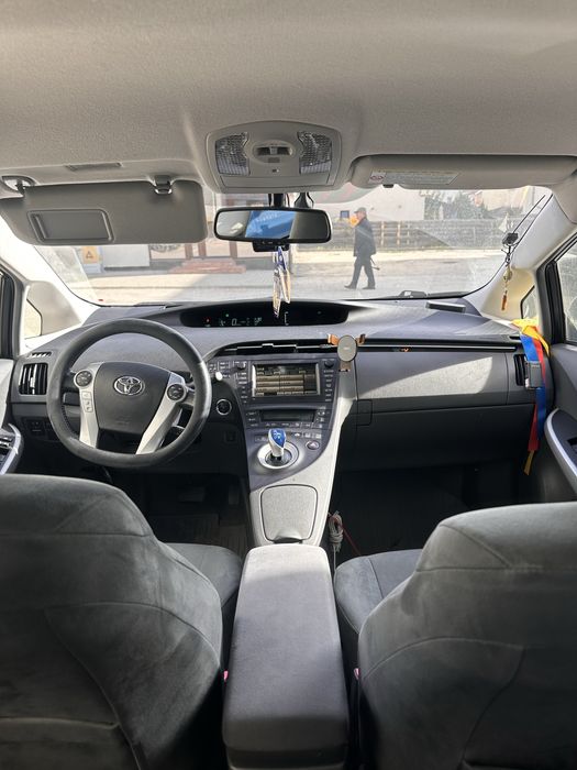 Toyota Prius 1.8 Hybrid – 2010 – 143.000 km!