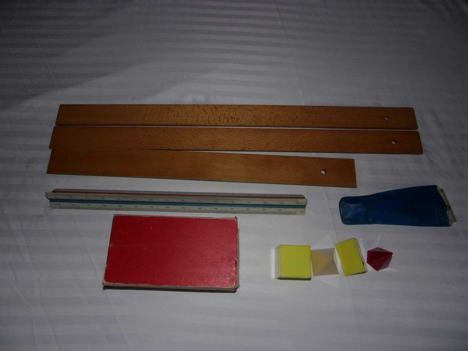 Articole Scolare anii 70-80 noi