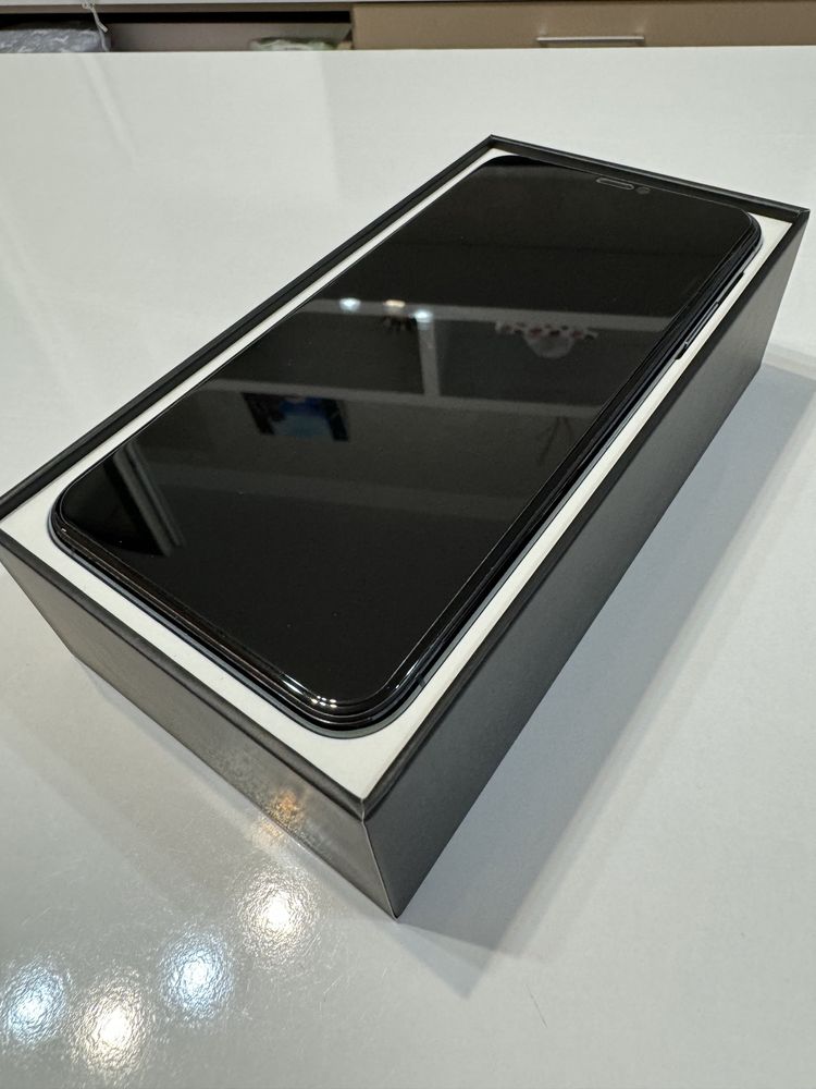 iPhone 11 proMax 256GB
