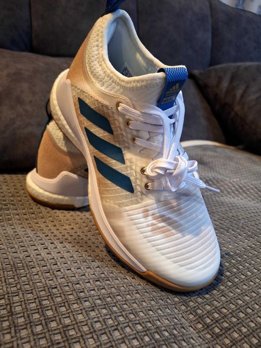 Продам кроссовки Adidas Crazy Flight
