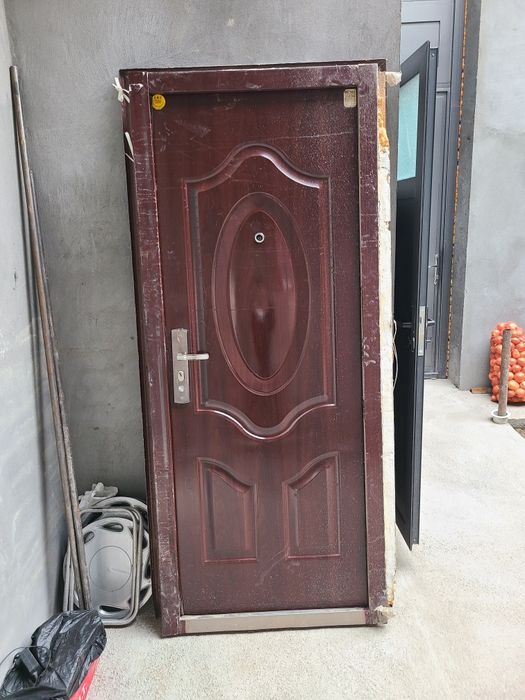 Temir Eshik sotiladi