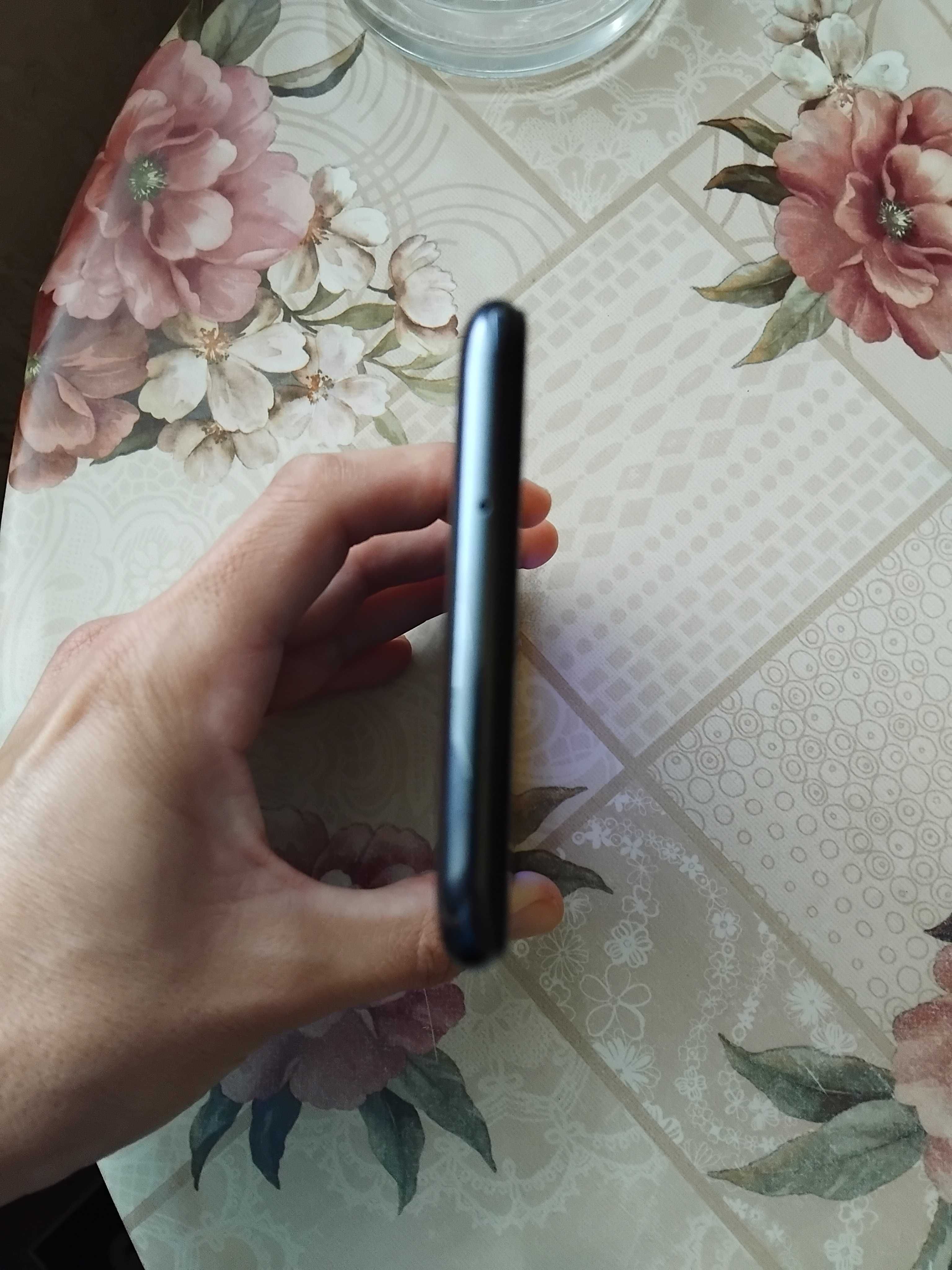 Перфектен Samsung A10