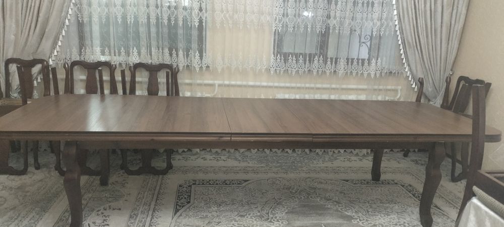 Продается стол отличный
