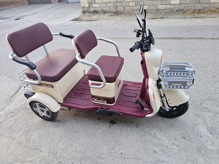 Skuter sotiladi xali yangi