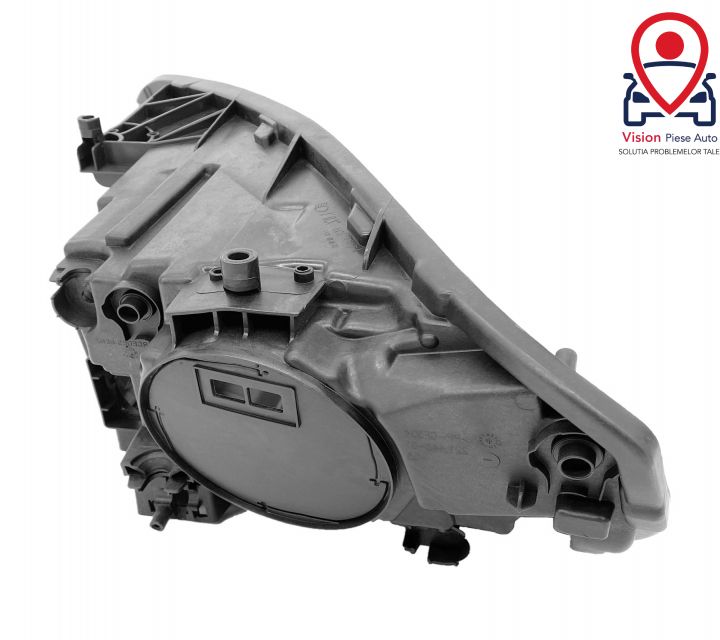 Корпус На Фар Дясна Нова Мулти Лъч Лед Мерцедес-Бенц КЛА-Клас / Merced