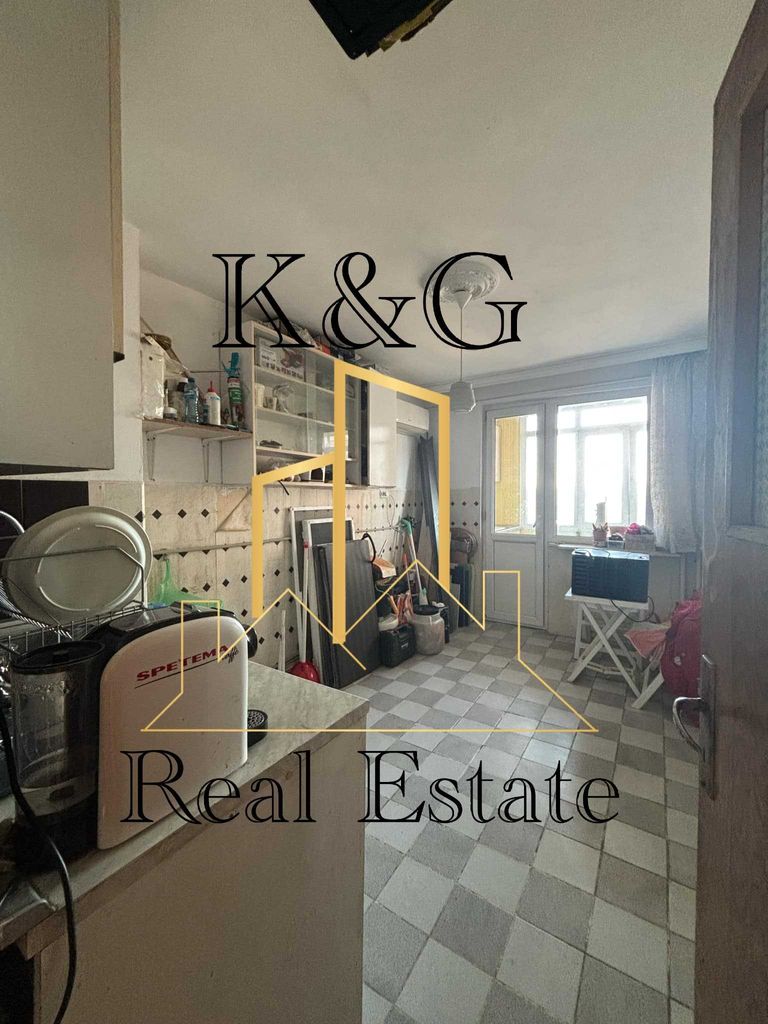 Продава се Двустаен апартамент в Разград, Лудогорие - 67 кв.м за 1256 €/кв.м - Снимка #1