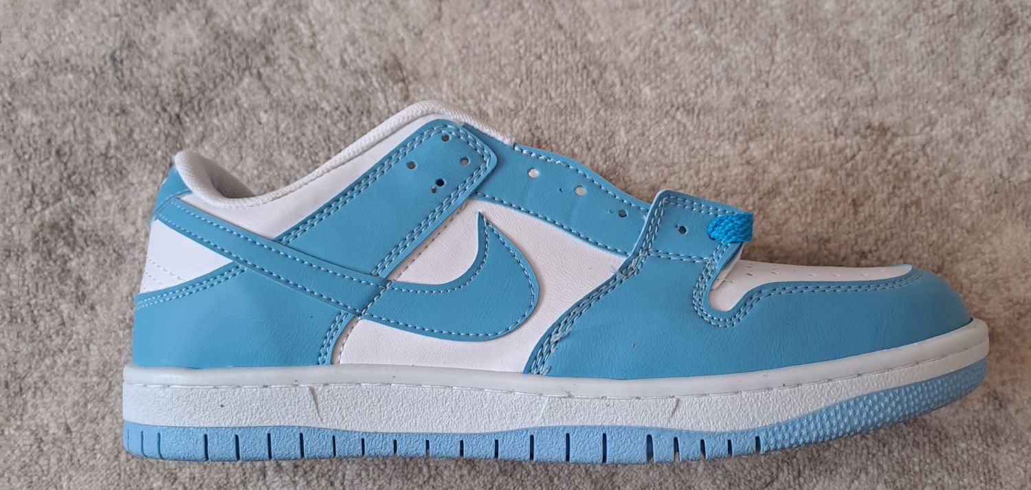 Nike dunk low UNC reps