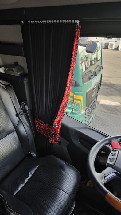 Vand mocheta piele, perdele duble Pluș Danez(danish pluche)Scania NGS